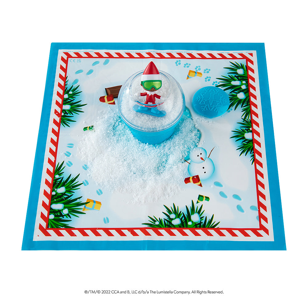 Secret SnoPrize™ series 2 with snow and mini fig on included mat